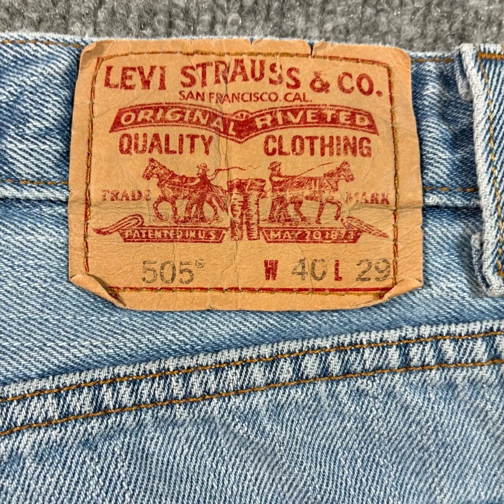 Levis 505 Regular Fit Jeans Mens 40x29 Light Wash Distressed Straight Leg Denim